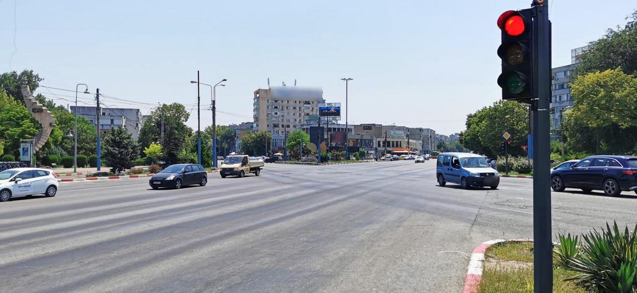 intersectie bulevardul Alexandru Lăpușneanu cu  bulevardul Tomis (1)